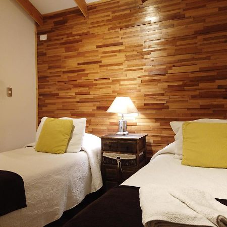 Hostal Fernando De Magalhaes بونتا أريناس المظهر الخارجي الصورة