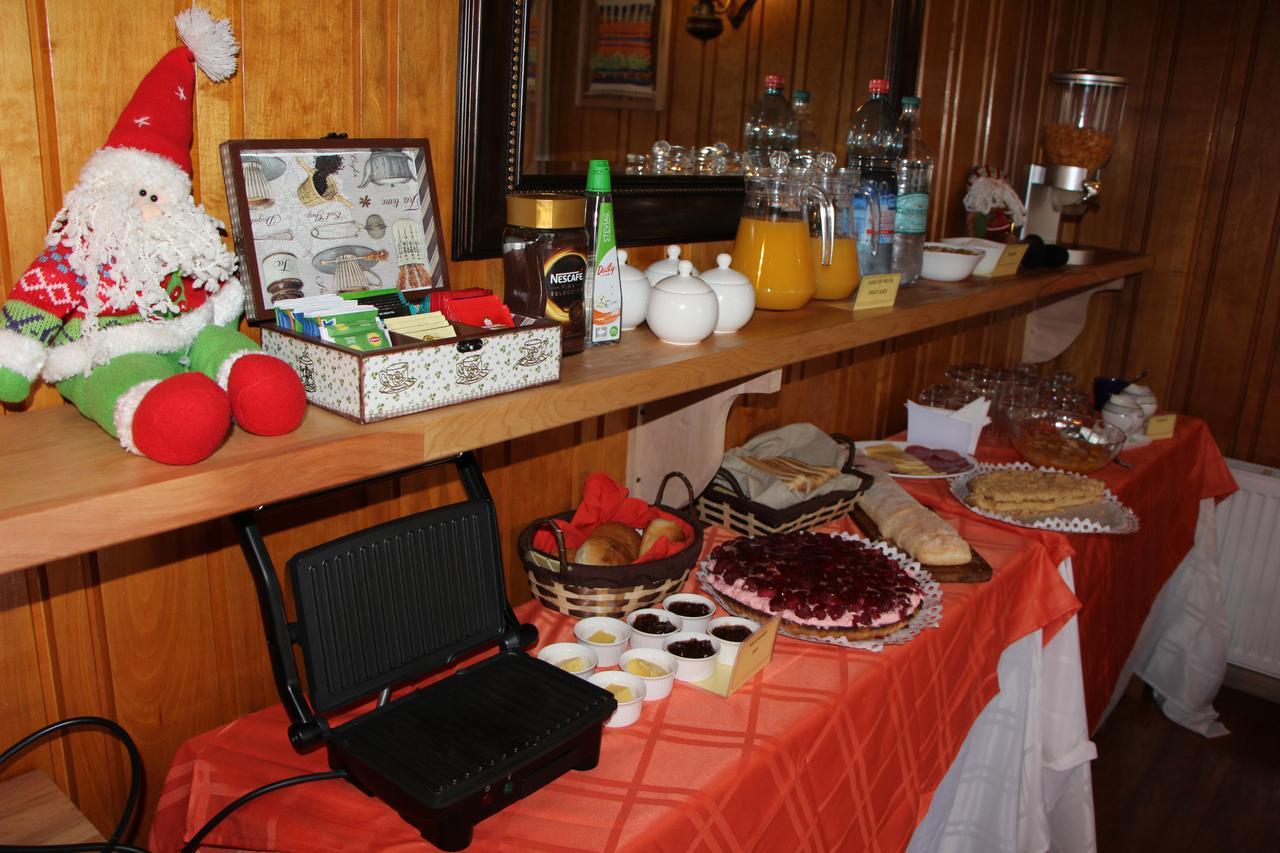 Hostal Fernando De Magalhaes بونتا أريناس المظهر الخارجي الصورة